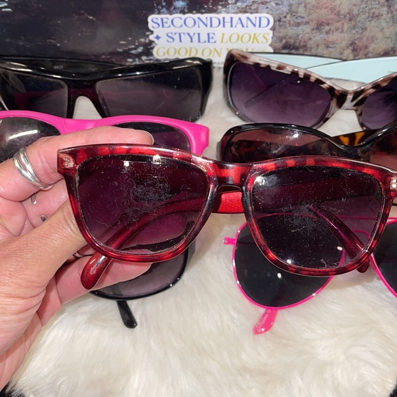 10 sunglasses but two are prescription type or readers-From zip+homme and others - Picture 10 of 16